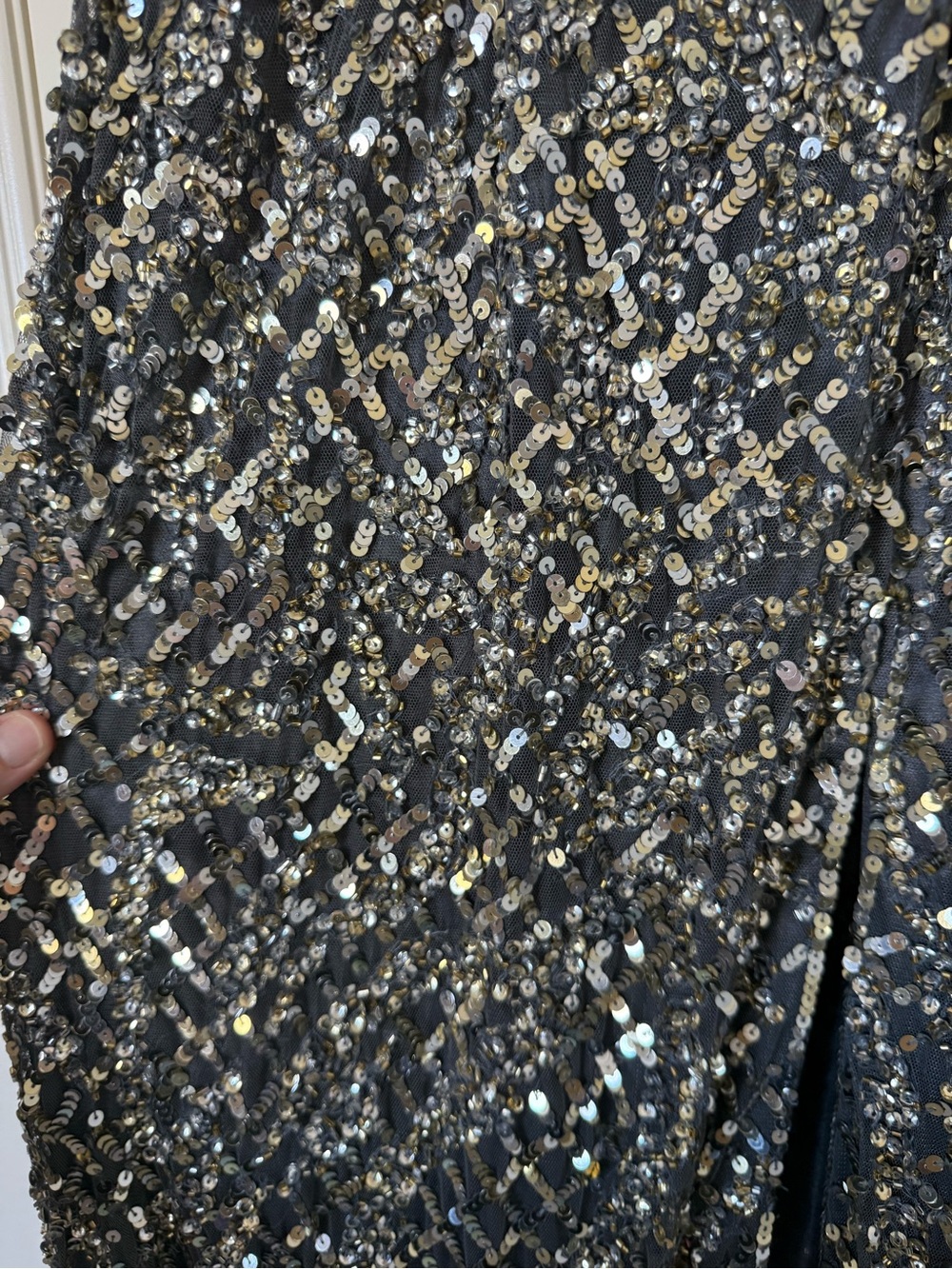 Mac Duggal 4112 platinum Sequin High-Neck Evening Gown with Front Slit NWT 0 - Picture 8 of 11